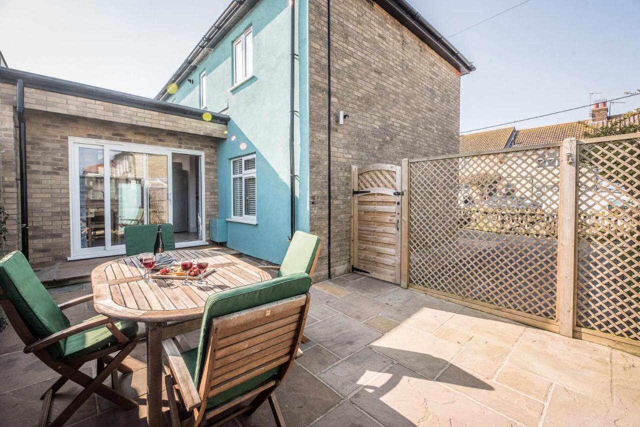 Swifts, Southwold Villa Exterior photo